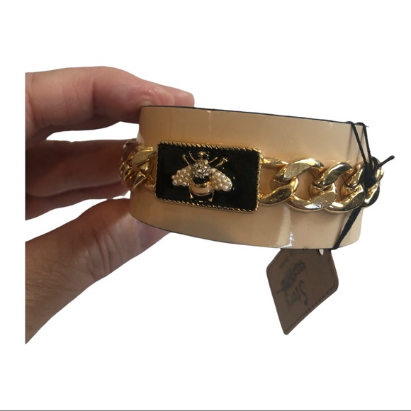 Bee🐝 Dazzling Goldtone Chain &Beige Cuff Bracelet - Picture 9 of 13